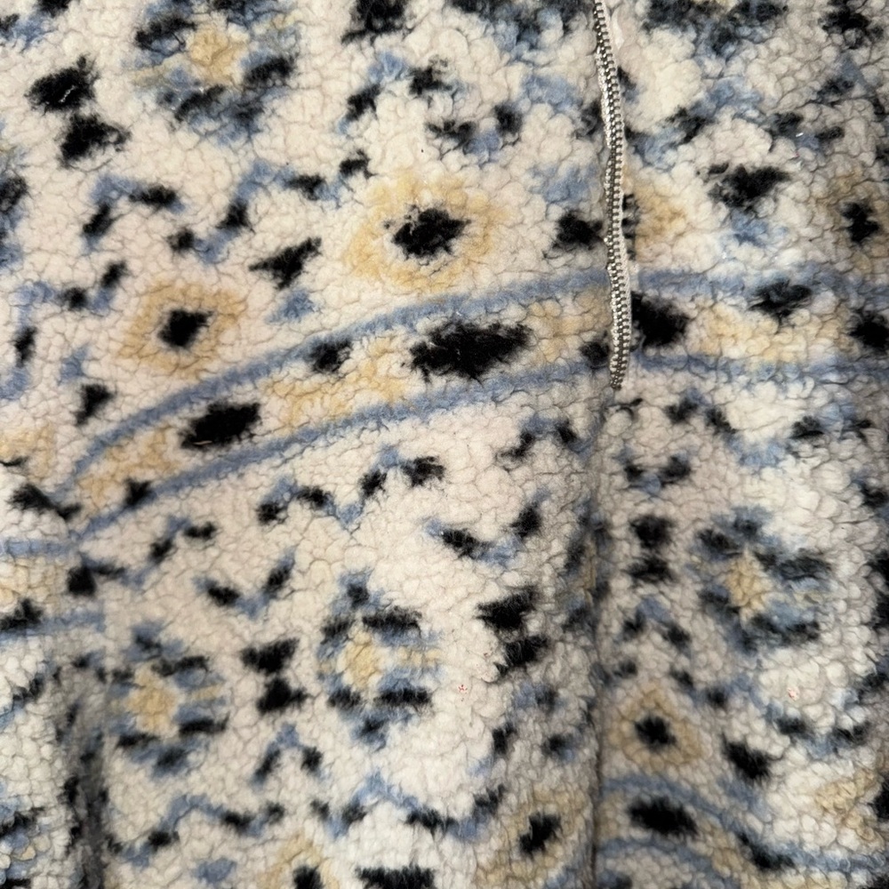 Cozy Patterned Sherpa Pullover - image 2